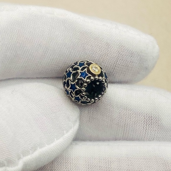 EUC Pandora 791371CZ Sterling Silver & 14k Gold Night Sky Charm w/ Blue Enamel - Picture 5 of 10